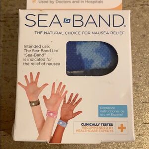 💕1 hr sale 💕Sea brand bracelet
